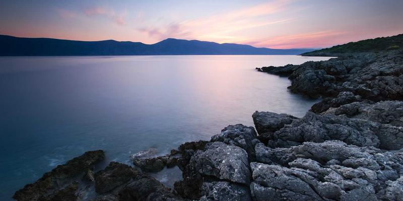 网络功能虚拟化（NFV）：从专用硬件到云原生网络的核心转型